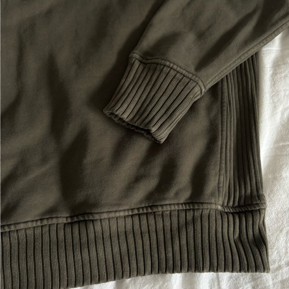 Aerie Olive Green Sweater - Picture 4 of 5